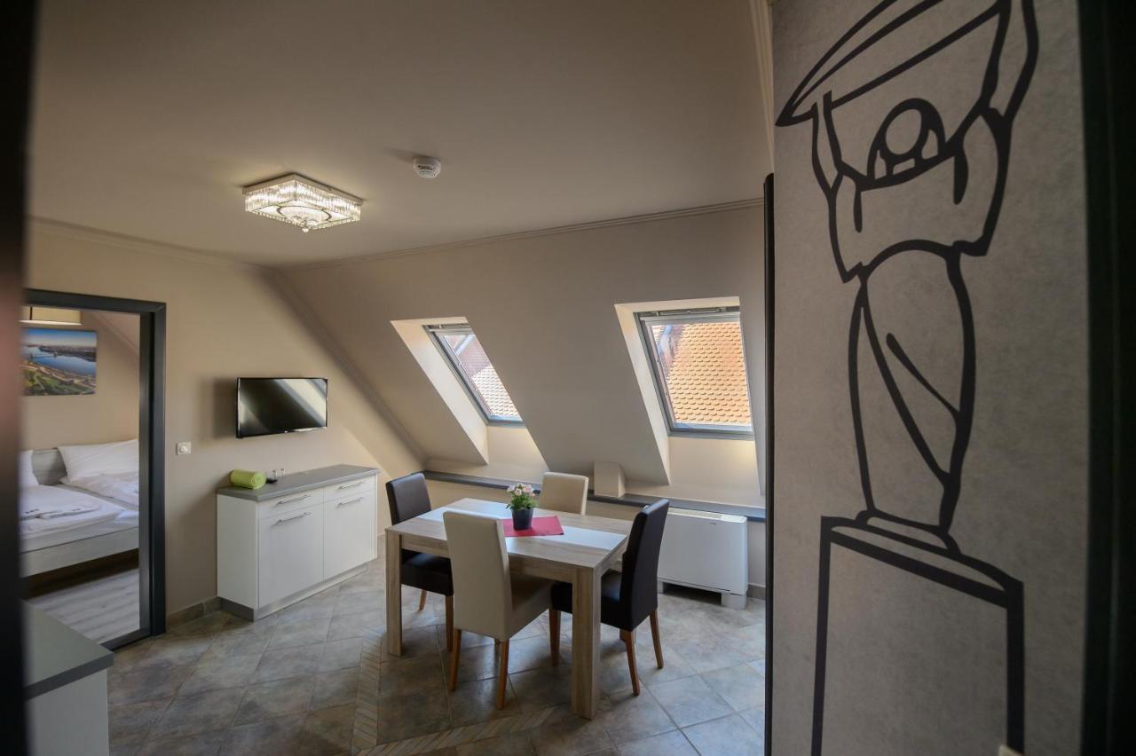 HR Apartmanház Eger Ngoại thất bức ảnh